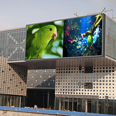 Full Color P10 Outdoor LED Display with Customized Screen Dimension and IP65 Protection